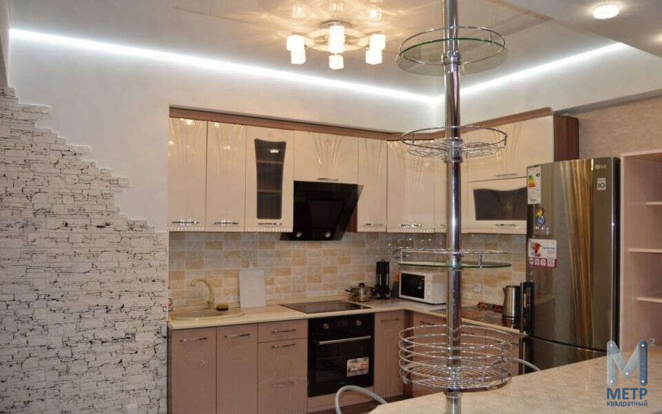 Аренда 3-комнатной квартиры, Санкт-Петербург, Тореза проспект,  95