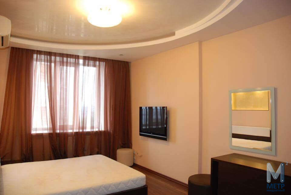 Аренда 3-комнатной квартиры, Санкт-Петербург, Береговая Озерки улица,  18